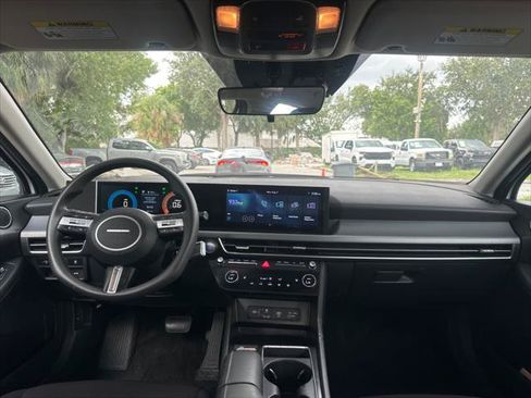 Used 2025 Hyundai Sonata SEL FWD image 24