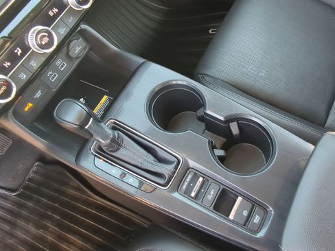 Used 2023 Honda Civic Touring image 21