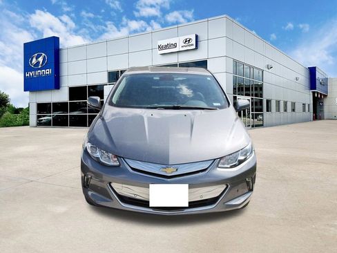 Used 2018 Chevrolet Volt Premier image 2