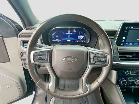 Used 2022 Chevrolet Tahoe Z71 image 11