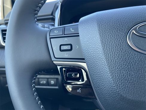 New 2026 Toyota Camry SE image 13