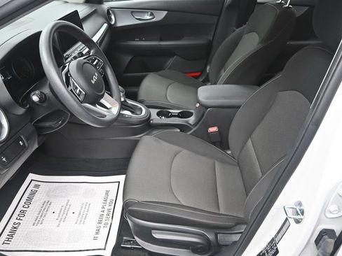 Certified 2024 Kia Forte LXS FWD image 13