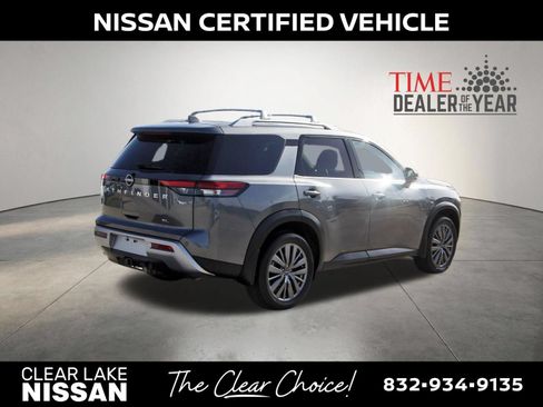 Certified 2025 Nissan Pathfinder SL w/ SL Premium Package FWD image 7