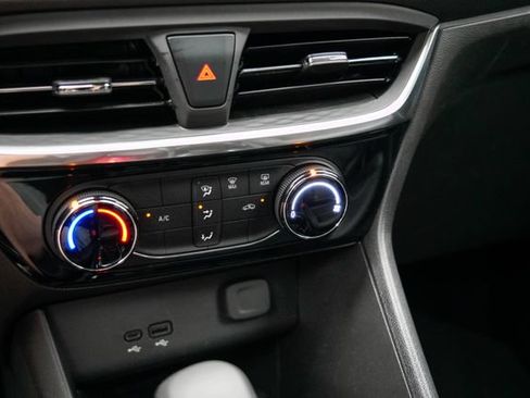 Used 2024 Buick Encore GX Sport Touring AWD/4WD image 30