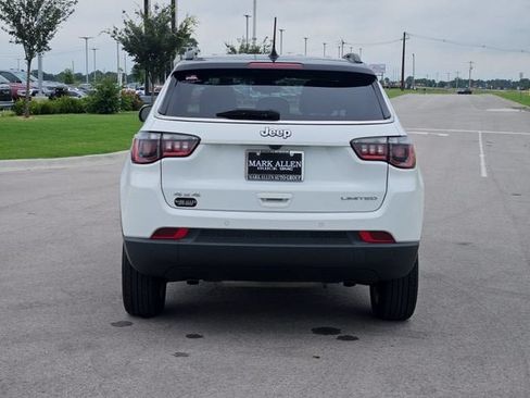 Used 2025 Jeep Compass Limited AWD/4WD image 6