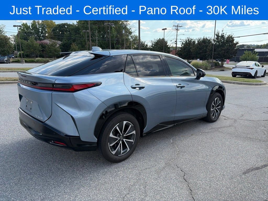 Used 2024 Lexus RZ 300e Premium w/ Accessory Package (Z1) FWD image 4