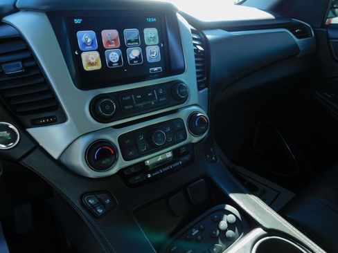 Used 2017 GMC Yukon SLT image 30