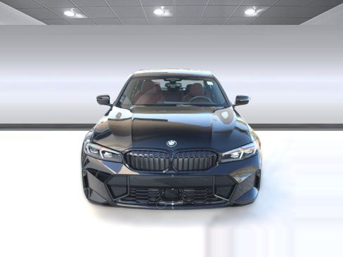 Used 2026 BMW 330i Sedan w/ M Sport Package RWD image 6