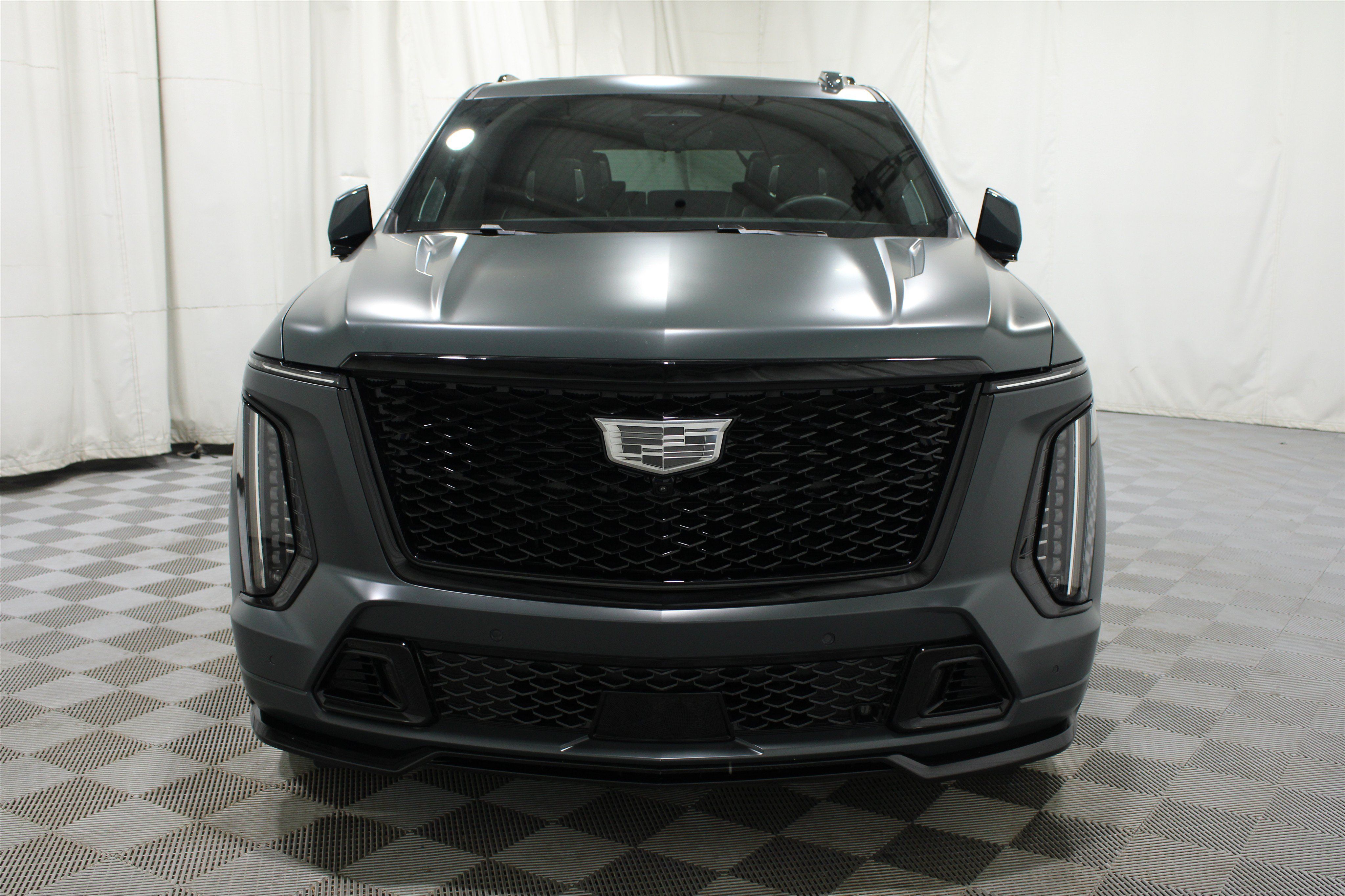 Certified 2025 Cadillac Escalade V AWD/4WD image 40