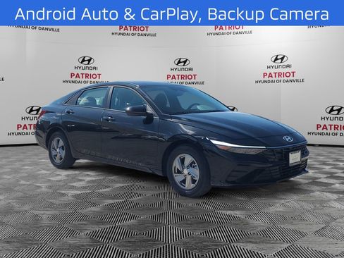New 2026 Hyundai Elantra SE FWD image 1