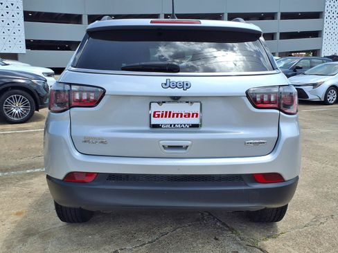 Used 2024 Jeep Compass Latitude AWD/4WD image 26