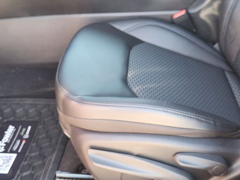 New 2026 Jeep Compass Latitude image 18