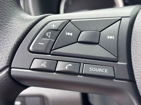 Certified 2025 Nissan Kicks Play S FWD image 11