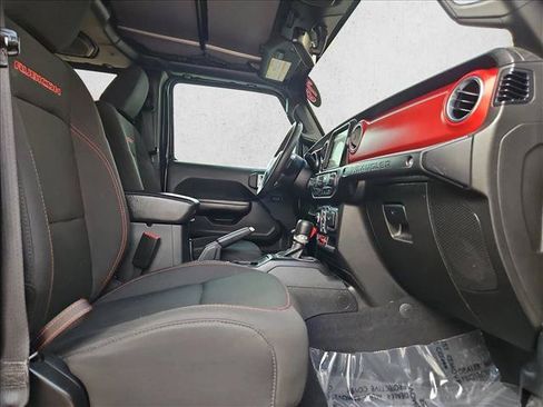 Used 2019 Jeep Wrangler Unlimited Rubicon AWD/4WD image 21