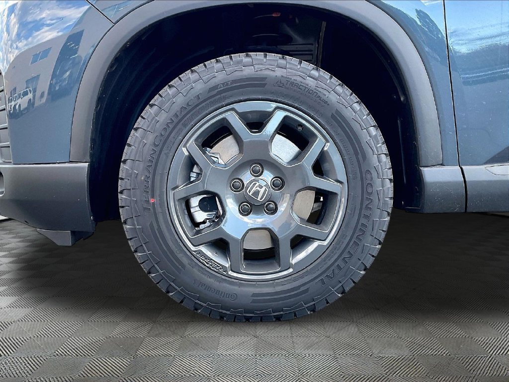 New 2026 Honda Pilot TrailSport image 8