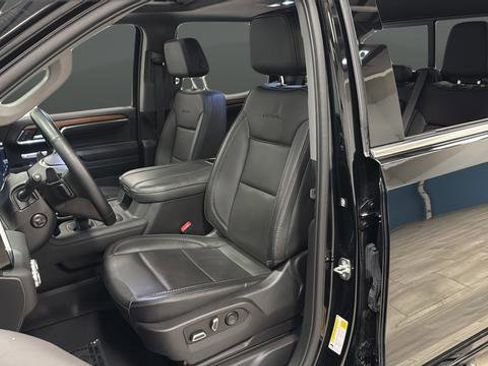 Used 2023 GMC Sierra 1500 Denali w/ Denali Reserve Package image 9