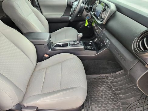 Used 2021 Toyota Tacoma SR w/ SR Convenience Package RWD image 16