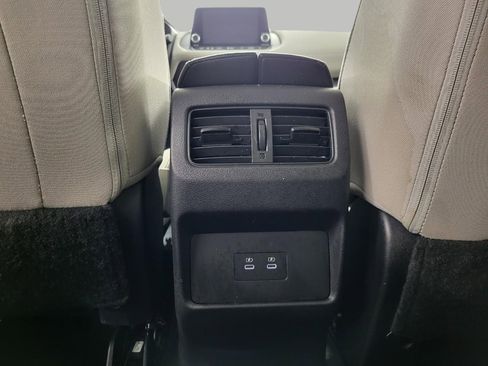 Used 2025 Nissan Rogue SV image 21