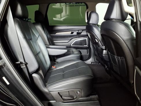 Used 2022 Kia Telluride EX w/ EX Premium Package FWD image 11