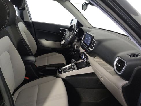 Used 2020 Hyundai Venue SEL w/ Convenience Package FWD image 21