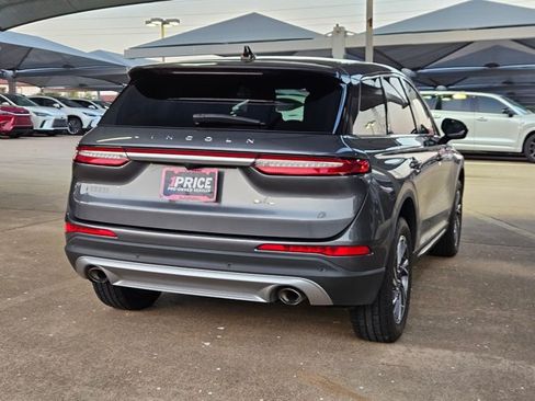 Used 2023 Lincoln Corsair FWD w/ Rear Removable Package Tray image 5