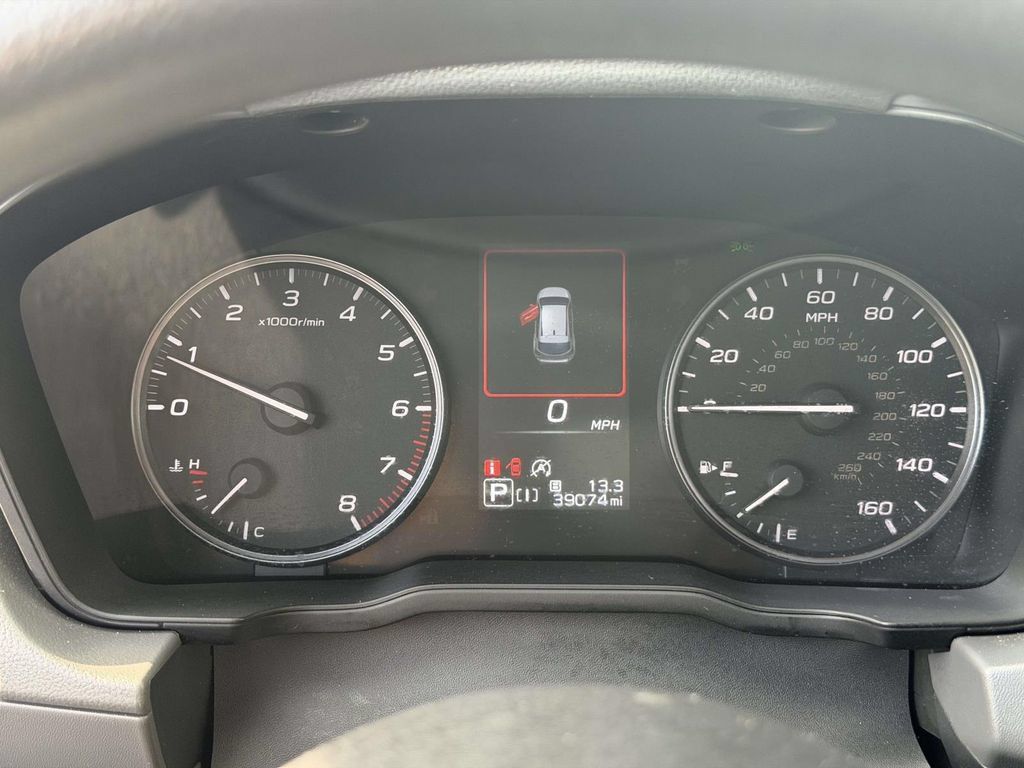 Used 2025 Subaru Crosstrek 2.5i Premium AWD/4WD image 29
