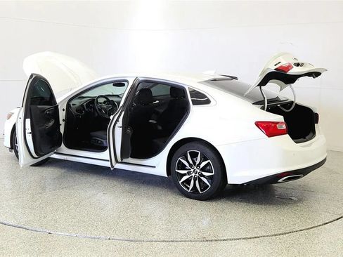 Used 2024 Chevrolet Malibu RS FWD image 11