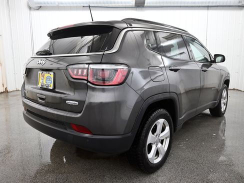 Used 2018 Jeep Compass Latitude w/ Popular Equipment Group image 27