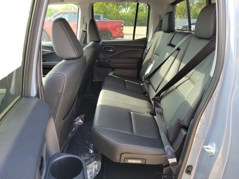 Used 2025 Honda Ridgeline RTL image 11
