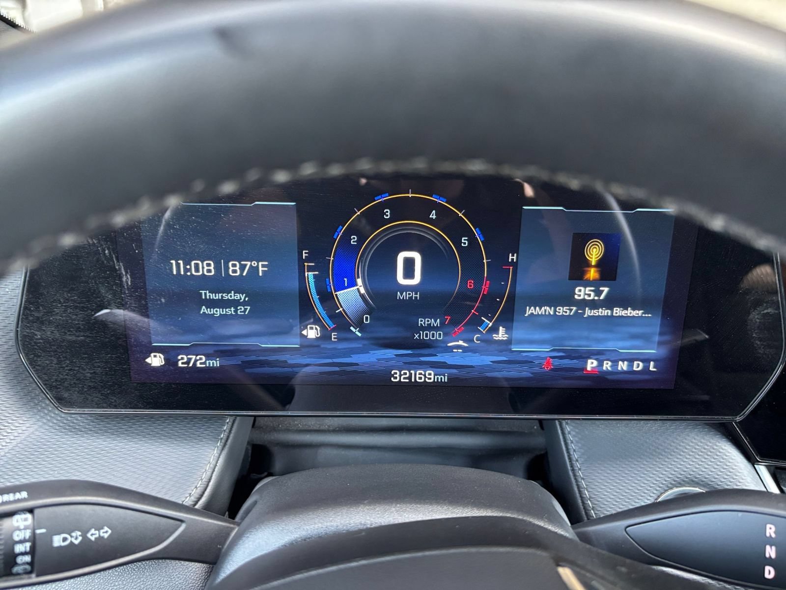 Used 2025 Chevrolet Equinox LT FWD image 40