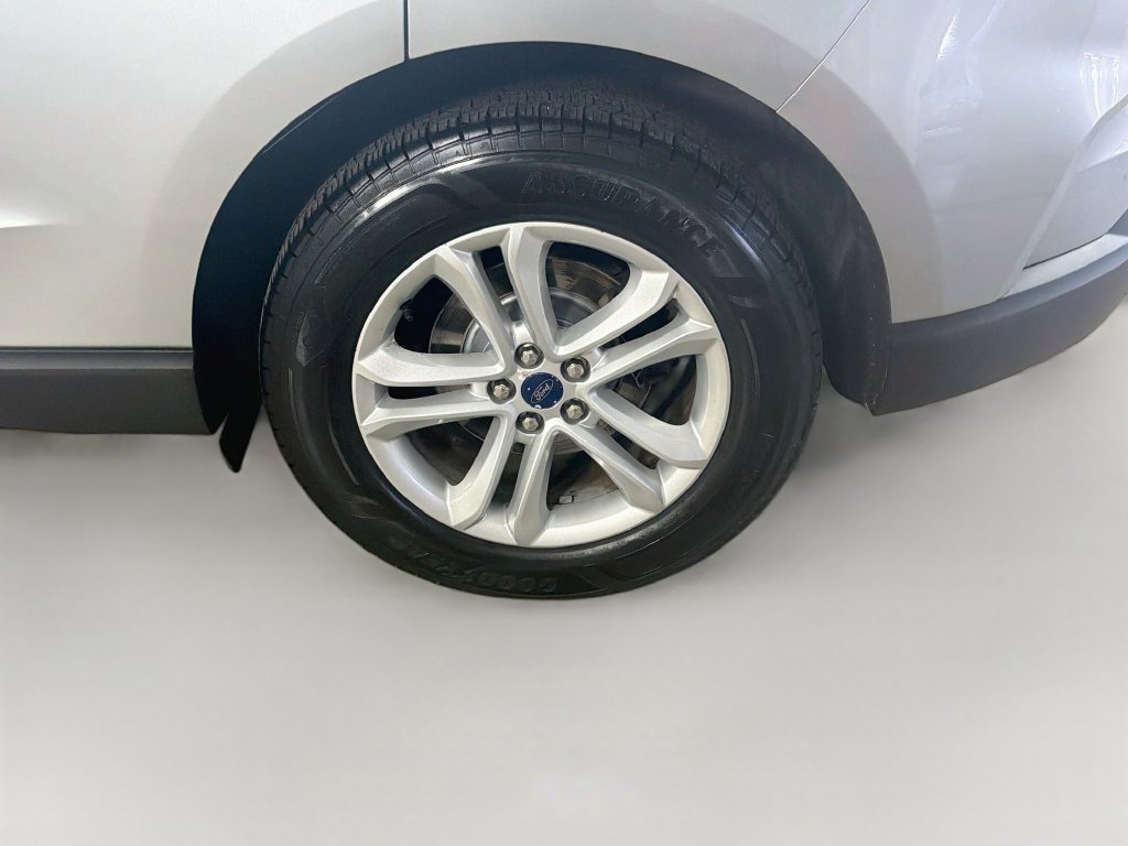 Used 2020 Ford Edge SEL w/ Convenience Package AWD/4WD image 30