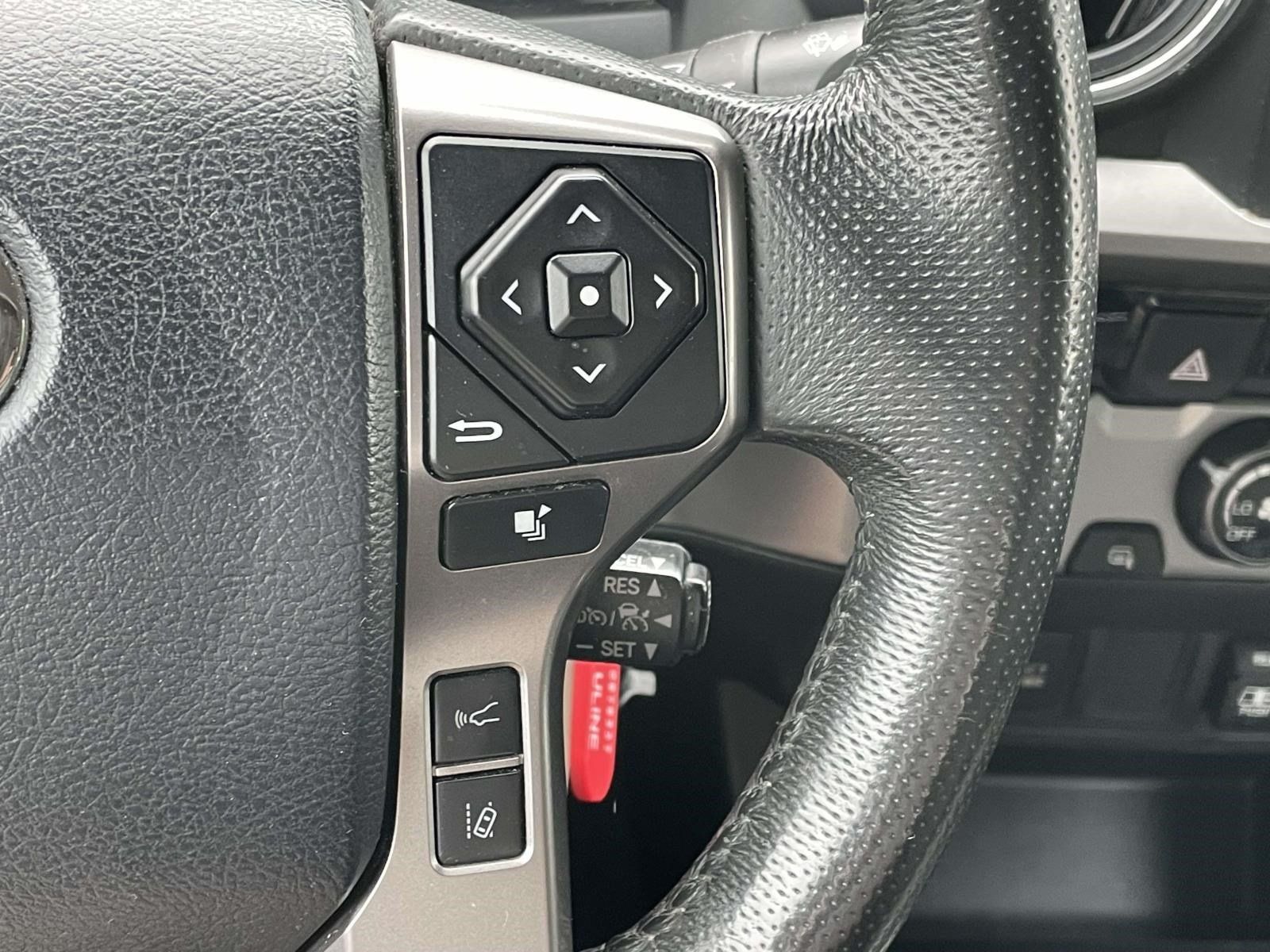 Used 2018 Toyota Tacoma SR5 RWD image 21