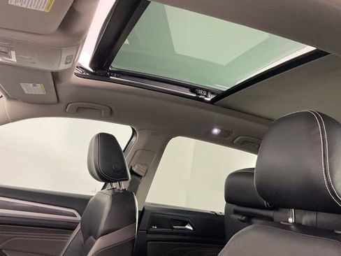 Used 2021 Volkswagen Atlas SEL Premium AWD/4WD image 15