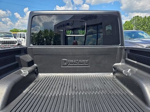 Used 2026 Jeep Gladiator Mojave AWD/4WD image 28