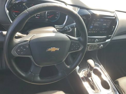 Certified 2023 Chevrolet Traverse LT w/ LPO, Cargo Package AWD/4WD image 19