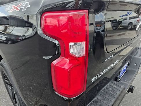 Used 2024 Chevrolet Silverado 1500 RST AWD/4WD image 36