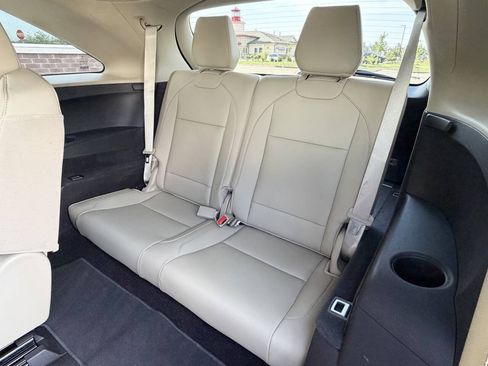 Used 2020 Acura MDX FWD image 33