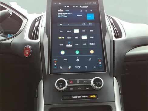 Used 2023 Ford Edge SEL w/ Convenience Package image 22