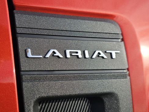 Used 2024 Ford Maverick Lariat image 30