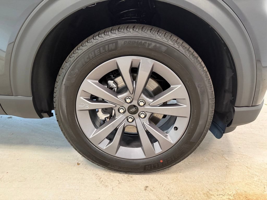 New 2026 Ford Explorer Active w/ Active Comfort Package AWD/4WD image 40