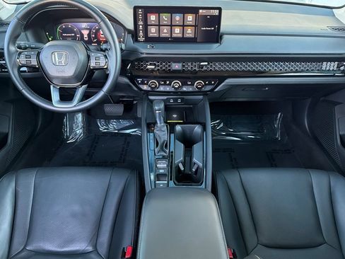 Used 2024 Honda Accord Touring image 13