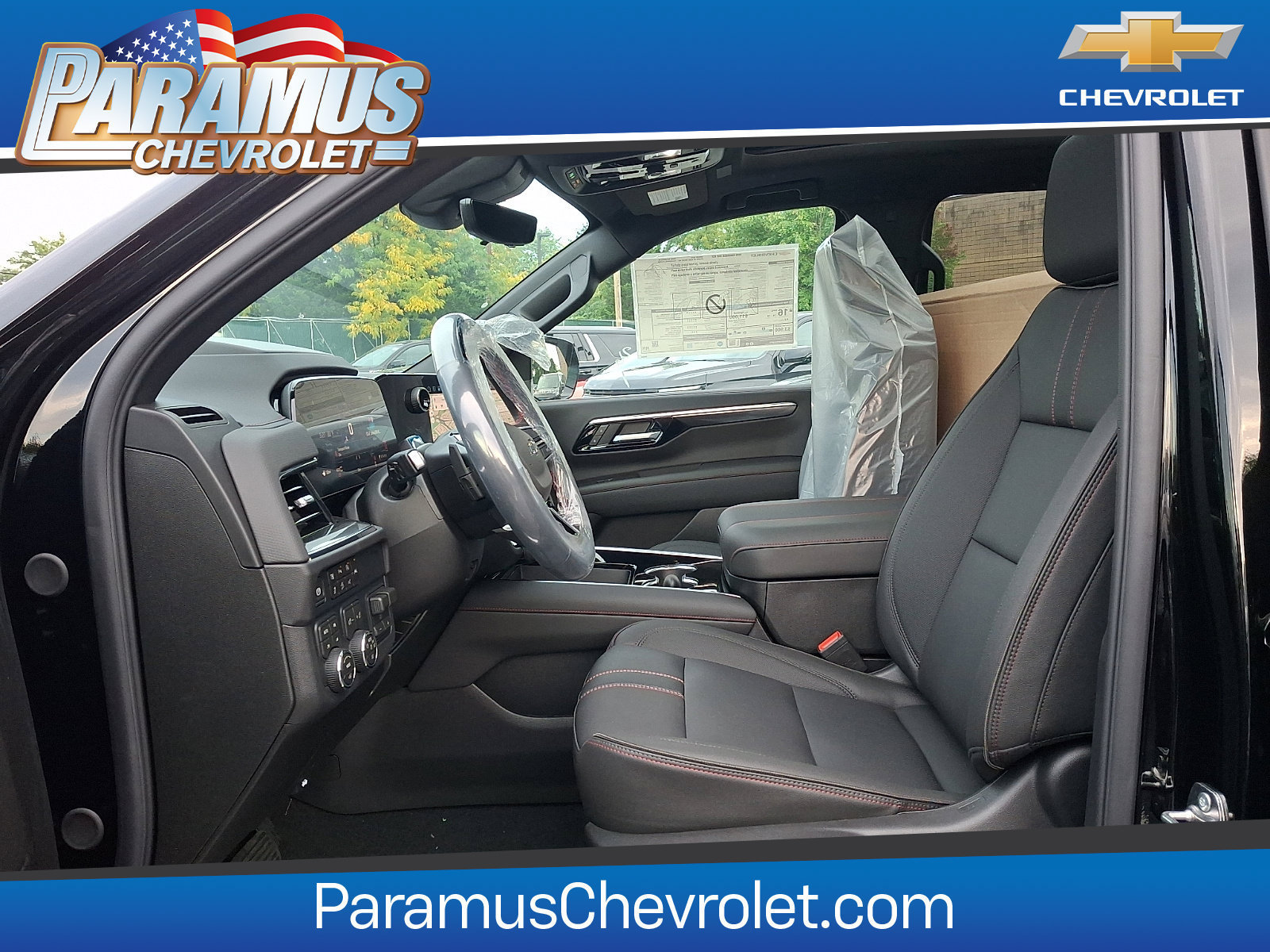New 2026 Chevrolet Suburban RST w/ Advanced Technology Package AWD/4WD image 8