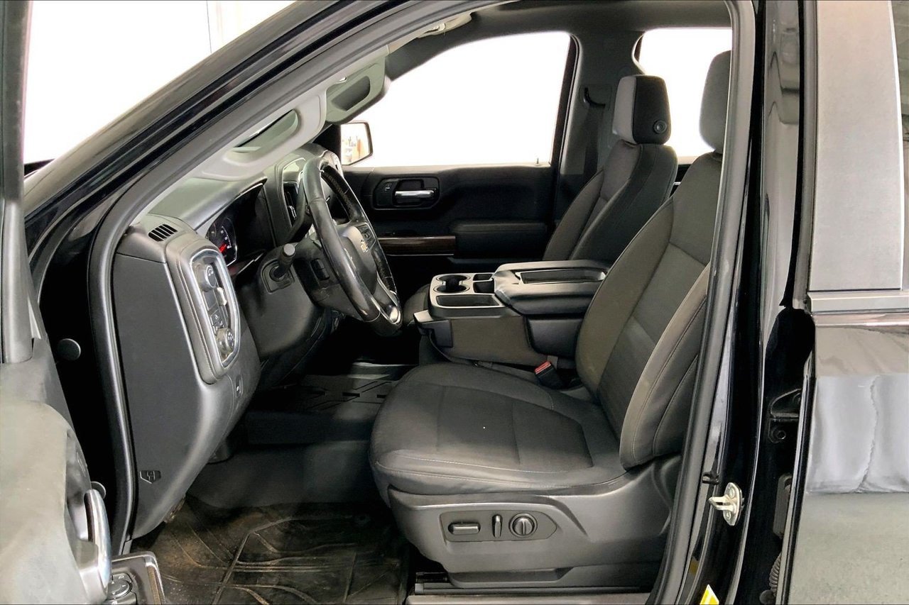 Used 2020 Chevrolet Silverado 1500 LT w/ Texas Edition RWD image 15