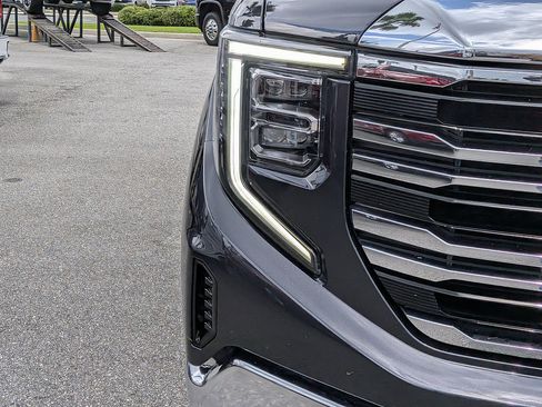 Certified 2024 GMC Sierra 1500 SLT w/ SLT Premium Package RWD image 18