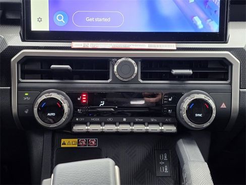 New 2025 Toyota 4Runner Limited image 17