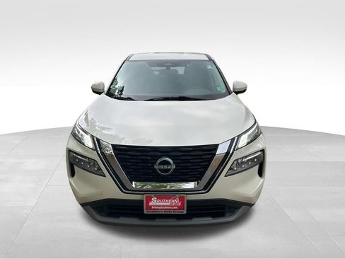 Used 2023 Nissan Rogue SV AWD/4WD image 9