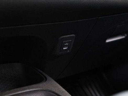 Used 2025 Toyota Corolla LE FWD image 14