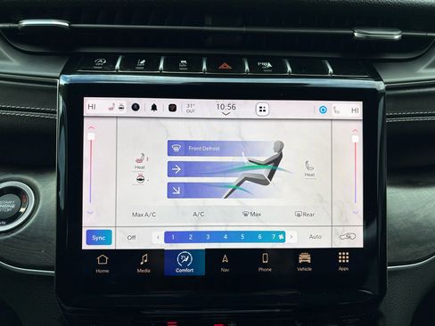 Used 2023 Jeep Grand Cherokee Limited w/ Black Appearance Package image 33