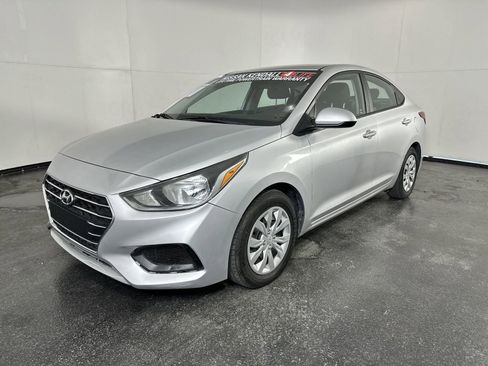 Used 2020 Hyundai Accent SE image 4