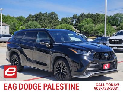 Used 2023 Toyota Highlander XSE